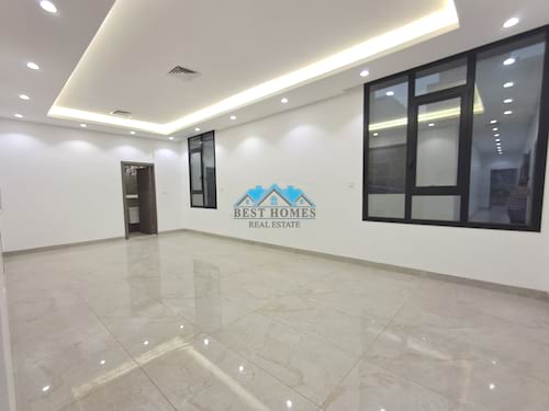 Nice and Spacious Five Bedrooms Floor in Funaitees