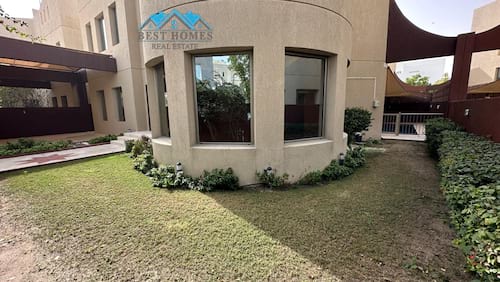 06 Bedroom Luxurious Villa in Sideeq