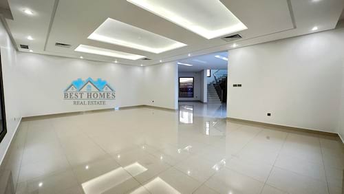 06 Bedroom Luxurious Villa in Sideeq