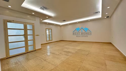 4 Bedrooms Ground Floor Apartment in Funaitees