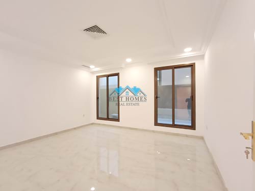 Nice and Spacious 3 Bedrooms Apartment in Sadeeq