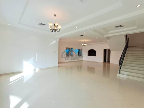 Three Bedrooms Duplex in Hateen