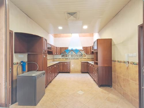 Three Bedrooms Duplex in Hateen