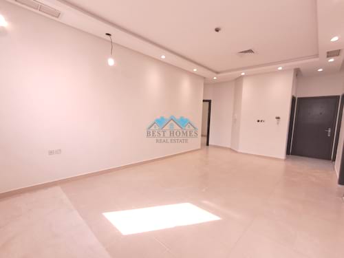 3 Bedrooms Apartment in Rumaithiya
