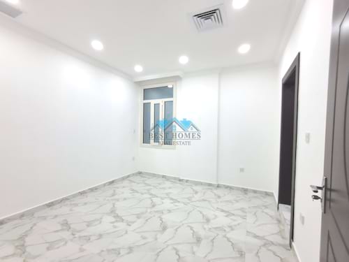 4 Bedrooms Apartment in Rumaithiya