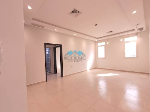 3 Bedrooms Apartment in Rumaithiya