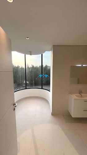Luxury Fully Renovated 3 Bedroom Villa with Garden and Terrace in Messila