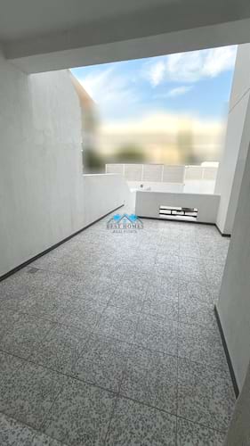 Luxury Fully Renovated 3 Bedroom Villa with Garden and Terrace in Messila