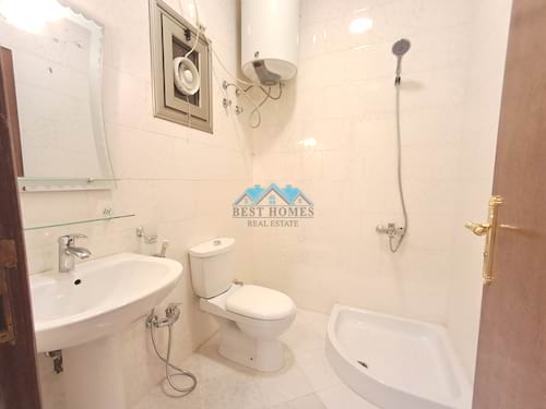 3 Bedrooms Apartment in Bayan