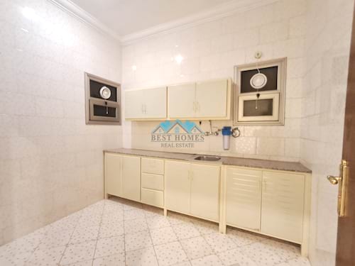 3 Bedrooms Apartment in Bayan