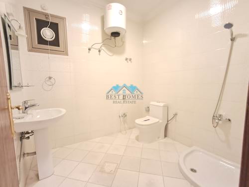 3 Bedrooms Apartment in Bayan