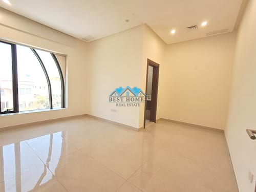 Spacious 4 Master Bedrooms Floor in Mishref