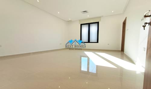 4 Bedrooms Floor in Abu Fatira