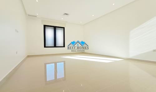 4 Bedrooms Floor in Abu Fatira