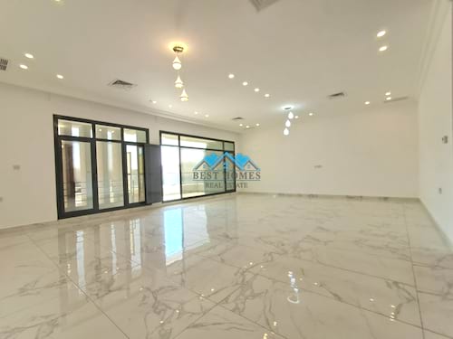 Spacious 4 Bedrooms Floor With Balcony in Funaitees Area