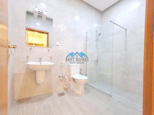 Spacious 4 Bedrooms Floor With Balcony in Funaitees Area