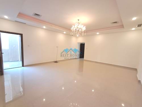 5 Bedrooms Ground Floor in Rumaithiya