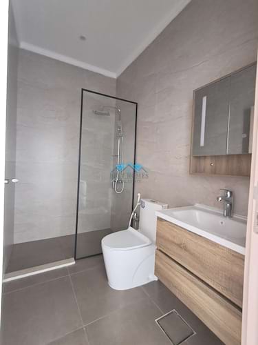 Nice and Spacious Three Bedrooms Apartment in Jabriya