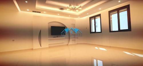 Modern 6 Bedrooms Spacious VIP Villa in Jabriya