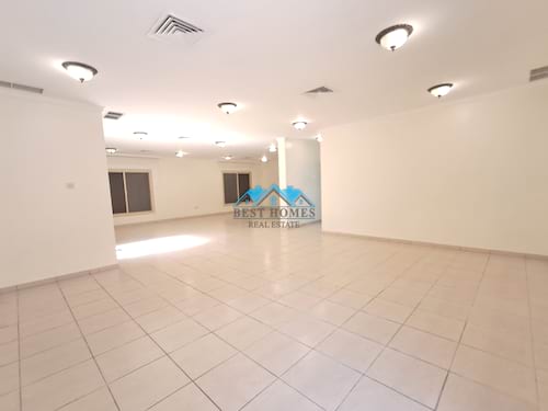 5 Bedrooms Huge Villa with Yard in Egaila
