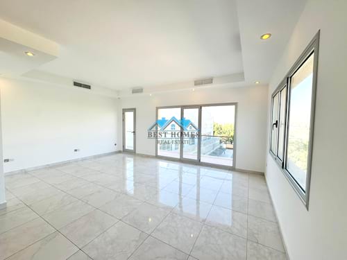 3 Bedrooms Apartment with Beach Access in Abul Hasaniya