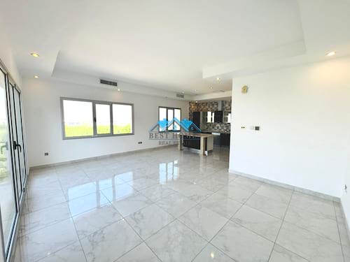 3 Bedrooms Apartment with Beach Access in Abul Hasaniya