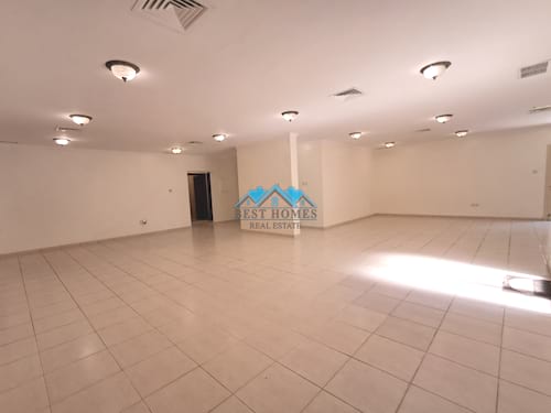 5 Bedrooms Huge Villa with Yard in Egaila