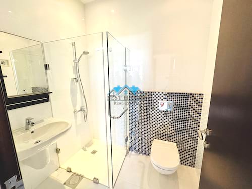 3 Bedrooms Apartment with Beach Access in Abul Hasaniya