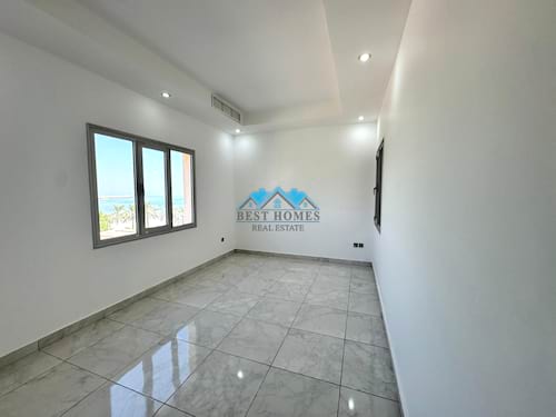 3 Bedrooms Apartment with Beach Access in Abul Hasaniya