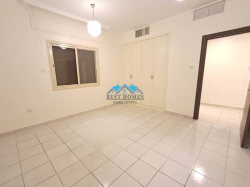 5 Bedrooms Huge Villa with Yard in Egaila
