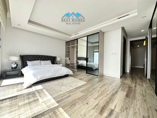 Spacious 03 bedroom fully furnished floor in Bayan