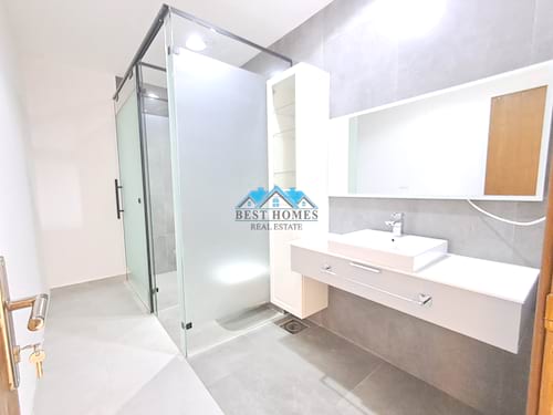 4 Master Bedrooms Ground Floor Duplex in Rawda Area