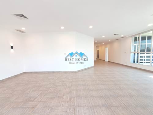 Spacious 4 Bedrooms Floor With Balcony In Salwa