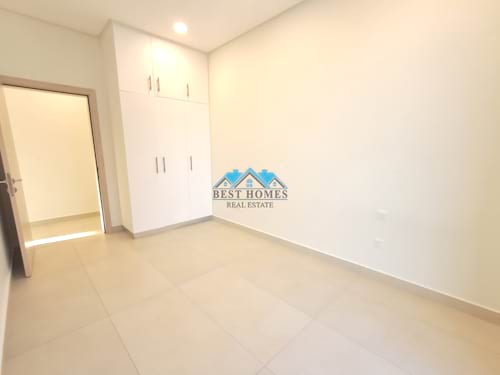 3 Bedrooms Apartment with Balcony in Surra Area
