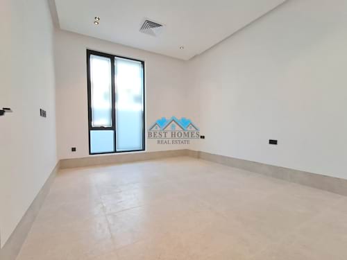 Spacious 4 Bedrooms Ground Floor With Private Entrance In Shuhada Area