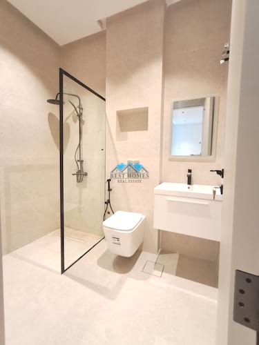 Spacious 4 Bedrooms Ground Floor With Private Entrance In Shuhada Area