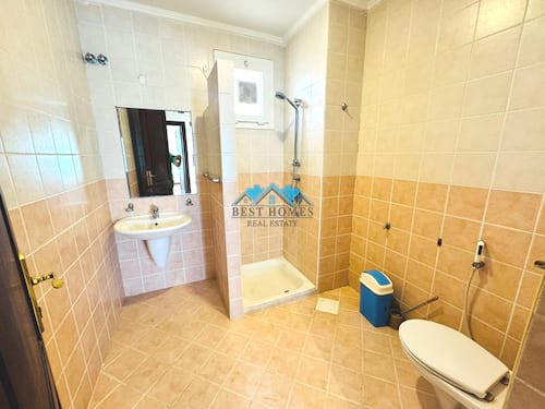Premium Seaview 3 Bedrooms Apartment with Balcony in Shaab
