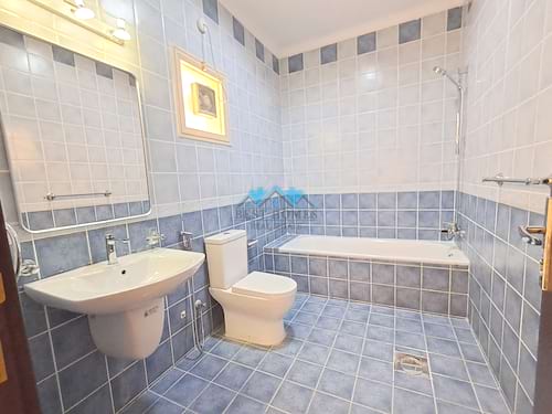 Spacious Five Bedrooms Villa in Egaila