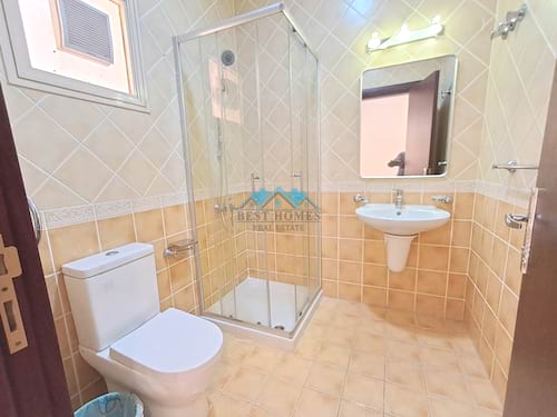 Spacious Five Bedrooms Villa in Egaila