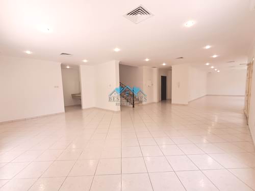 Spacious Five Bedrooms Villa in Egaila