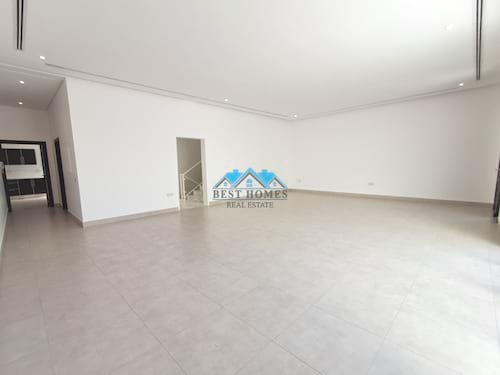 6 Bedrooms Huge Villa with Garden in Rawda
