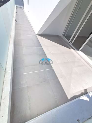 6 Bedrooms Huge Villa with Garden in Rawda
