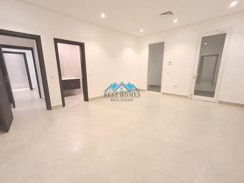 6 Bedrooms Huge Villa with Garden in Rawda