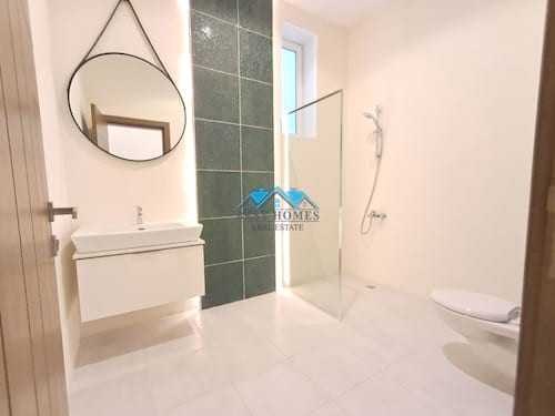 Modern 5 Master Bedrooms Duplex Apartment in Abu Fatira
