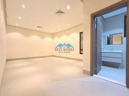 Spacious 5 Master Bedrooms Duplex with Balcony in Zahra Area