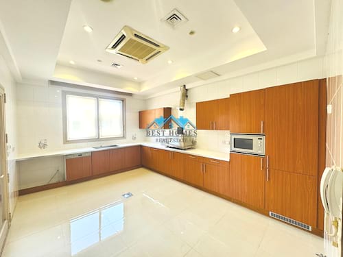 Luxury 3 Bedroom Apartment with Walking Closets in Jabriya