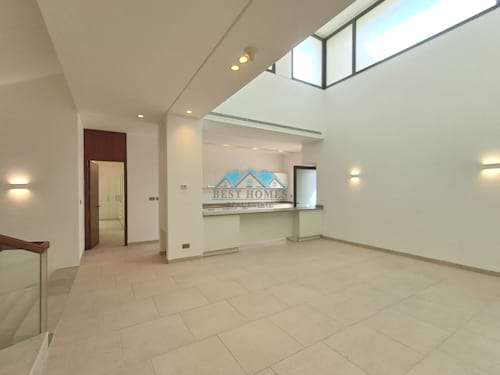 4 Master Bedrooms Villa in Salam