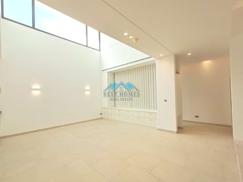 4 Master Bedrooms Villa in Salam