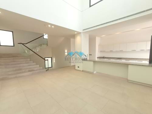 4 Master Bedrooms Villa in Salam