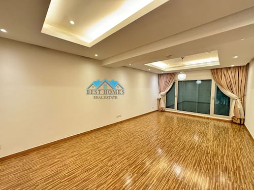 5 Bedrooms Luxury Villa with Elevator in Jabriya